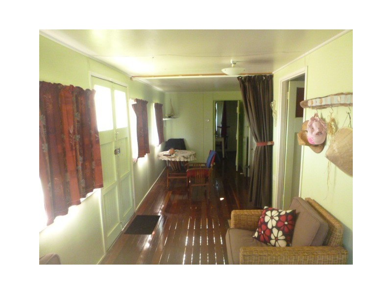 35 Sinclair Street, Bowen QLD 4805