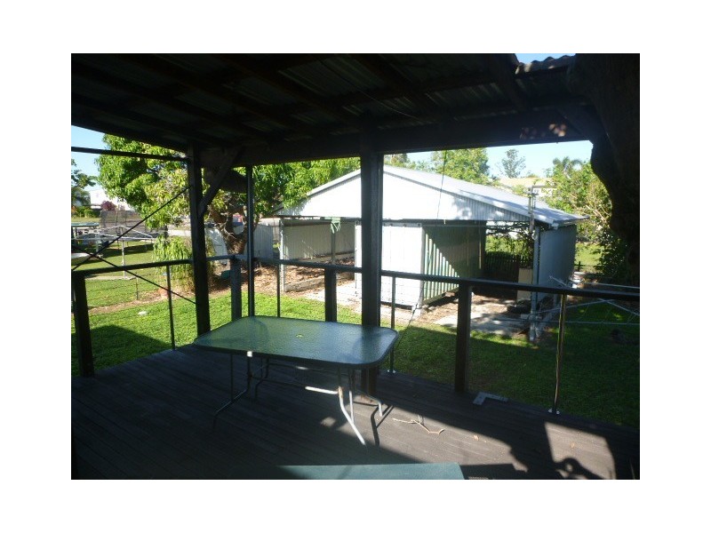 35 Sinclair Street, Bowen QLD 4805