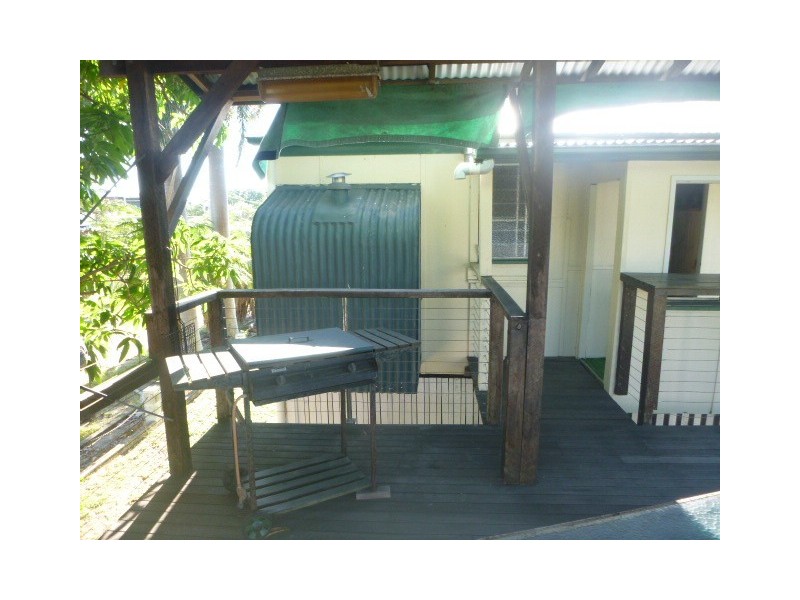 35 Sinclair Street, Bowen QLD 4805