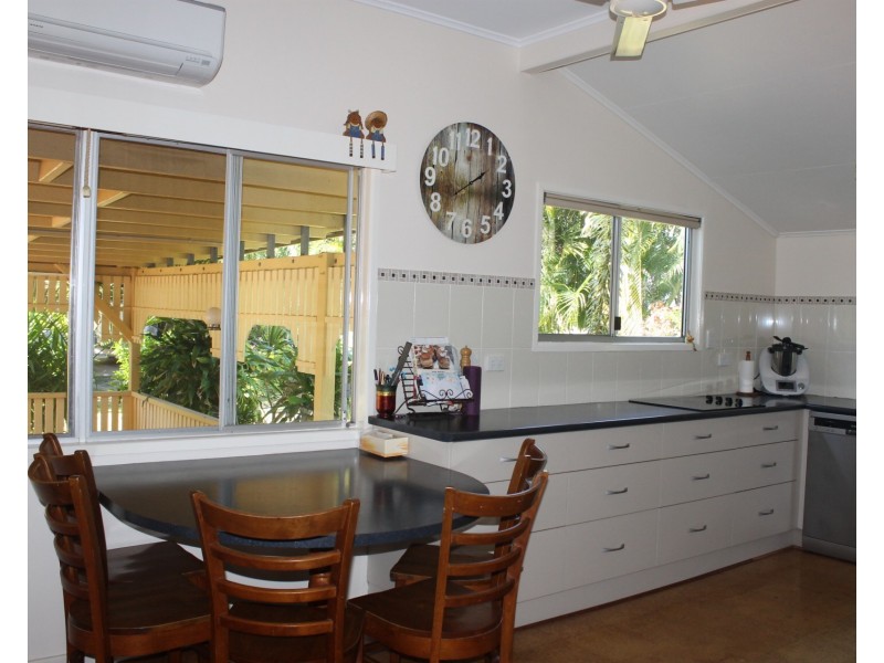 60 Murroona Street, Bowen QLD 4805