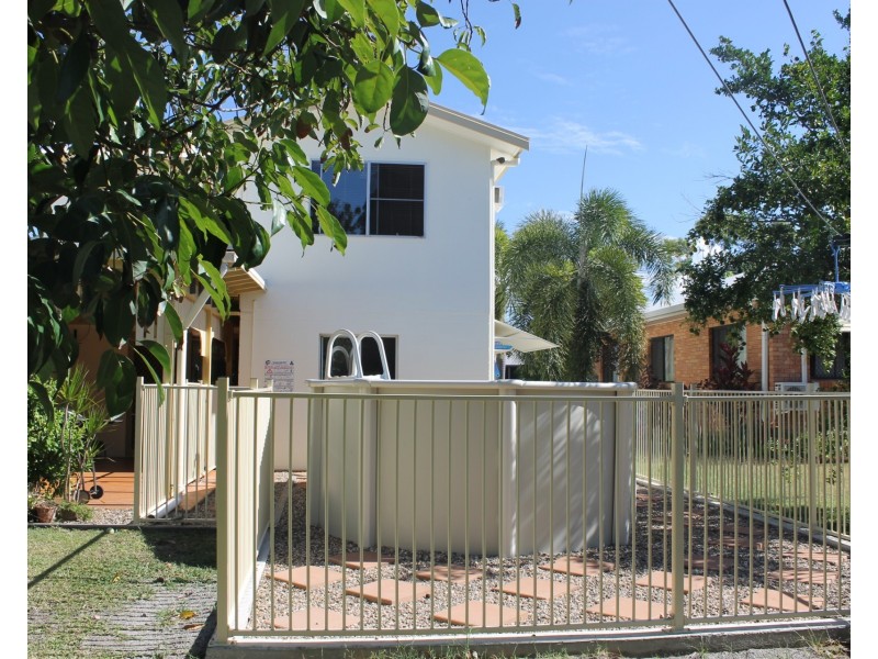 60 Murroona Street, Bowen QLD 4805