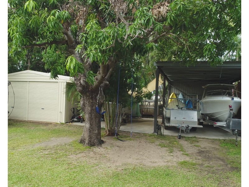 60 Murroona Street, Bowen QLD 4805