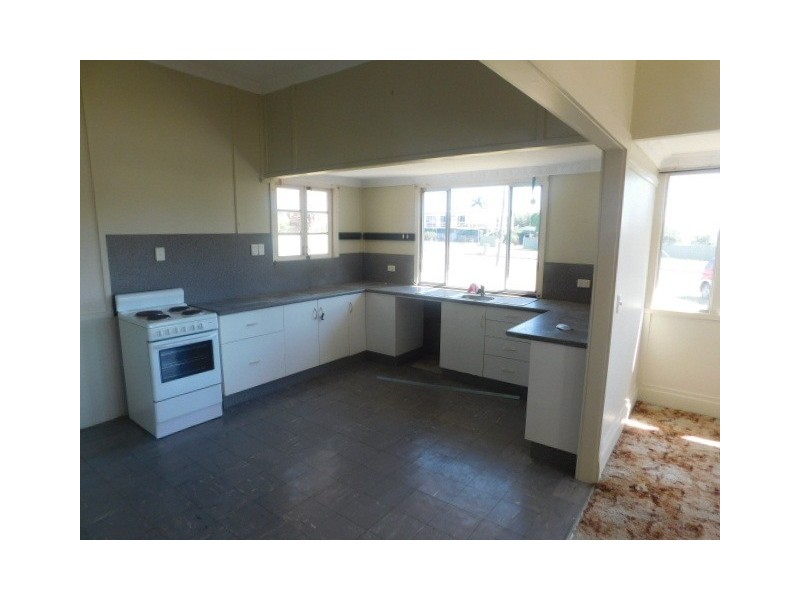 123 Herbert Street, Bowen QLD 4805