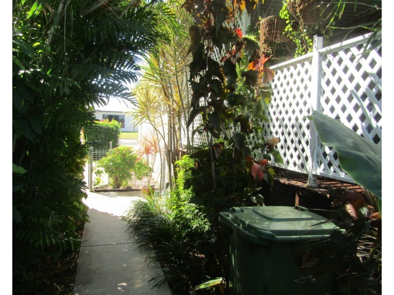35 Tollington Road, Bowen QLD 4805