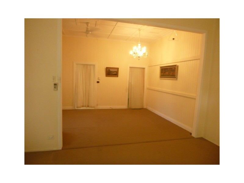 1 Holborne Street, Bowen QLD 4805