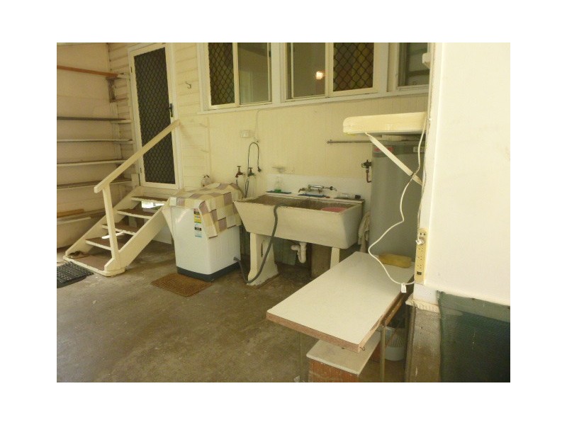 1 Holborne Street, Bowen QLD 4805