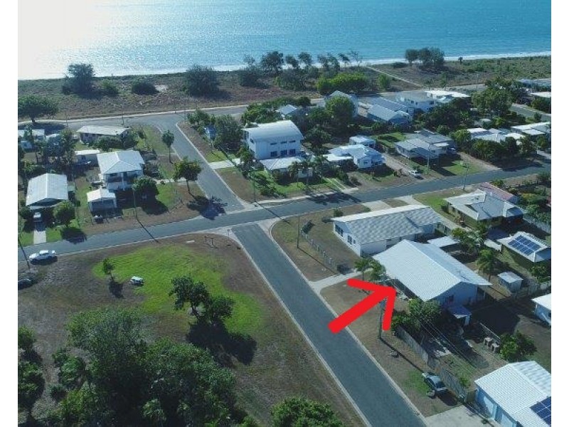2 Clement Avenue, Bowen QLD 4805
