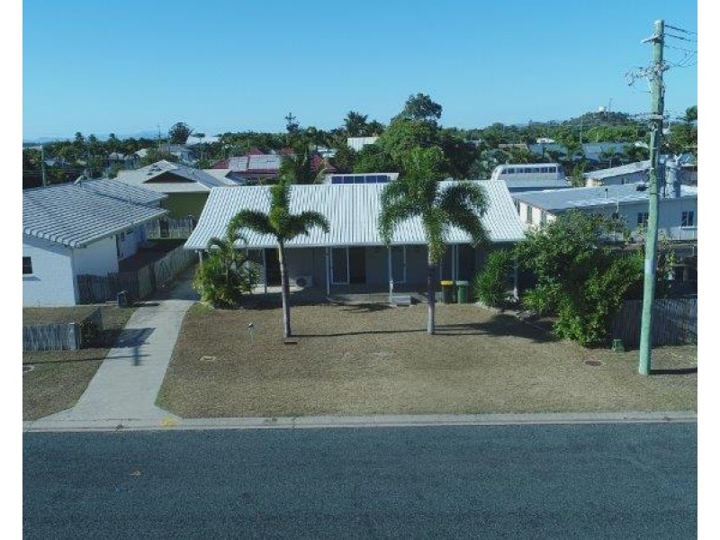 2 Clement Avenue, Bowen QLD 4805