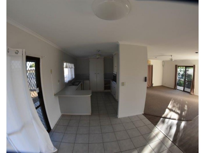 2 Clement Avenue, Bowen QLD 4805
