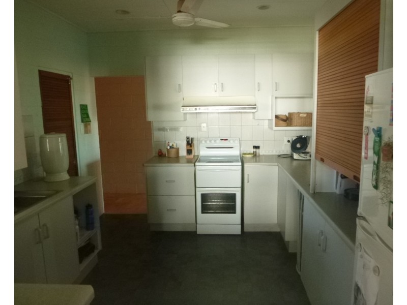 6 Quay Street, Bowen QLD 4805