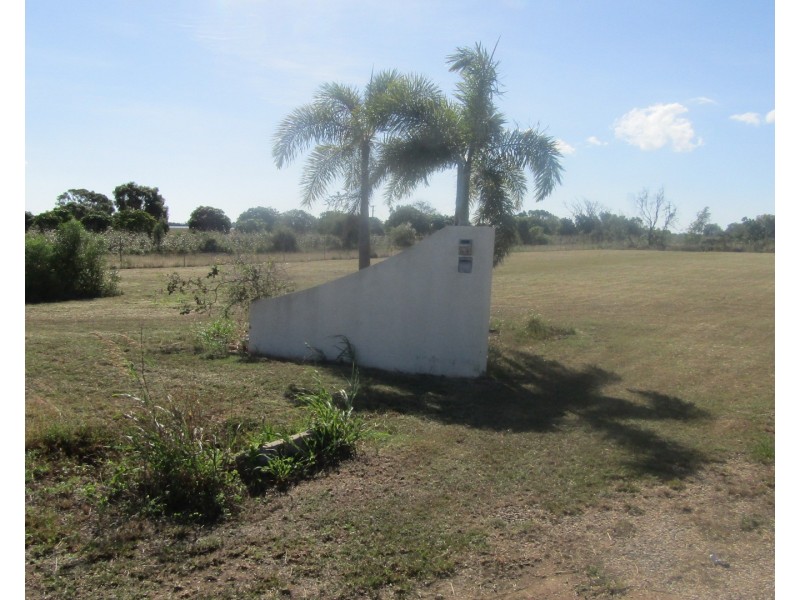 104 Drays Road, Bowen QLD 4805