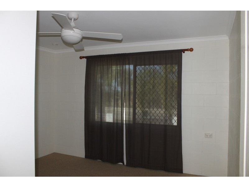 7 Queens Road, Bowen QLD 4805