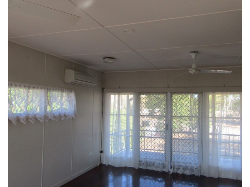 23 Strathmore Street, Collinsville QLD 4804