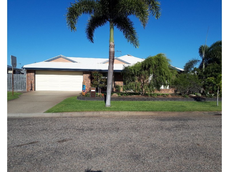 9 Lucinda Place, Bowen QLD 4805