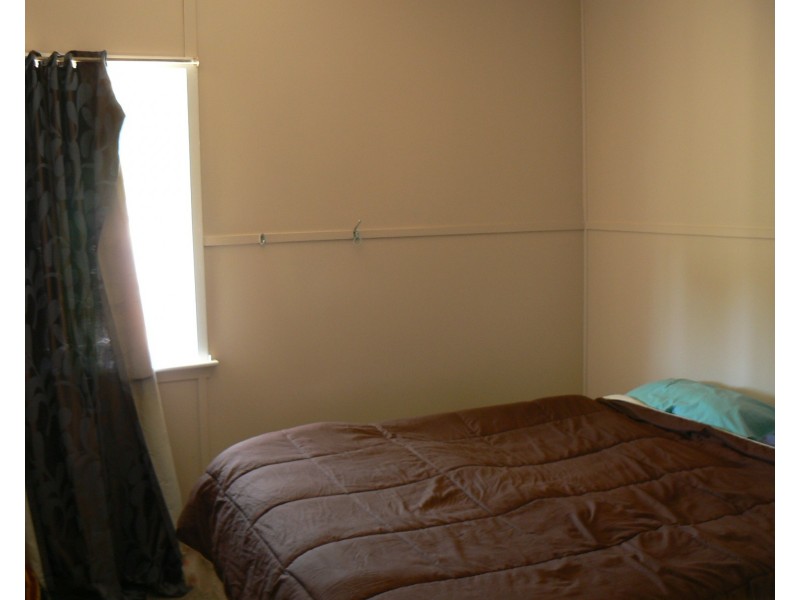 17 Russell Street, Bowen QLD 4805