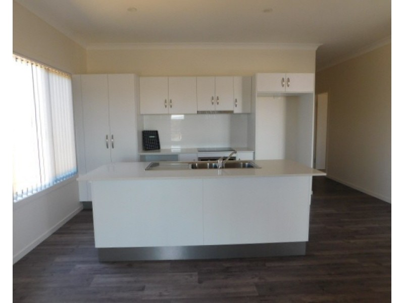 3 Baker Street, Bowen QLD 4805