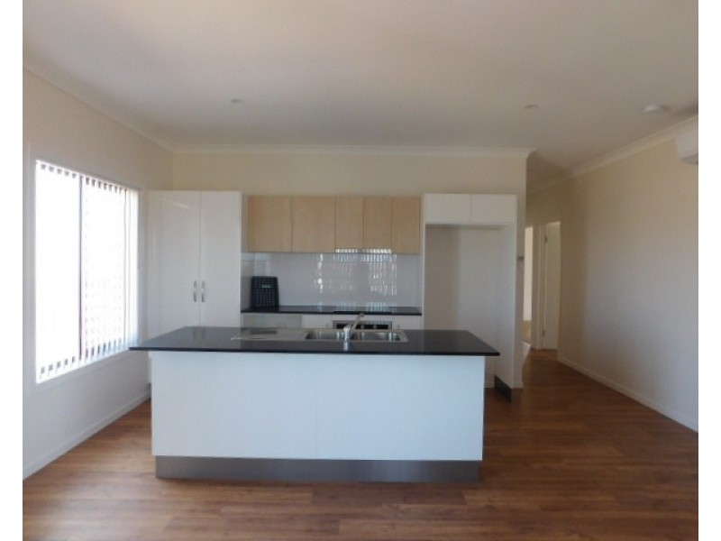 25 Baker Street, Bowen QLD 4805