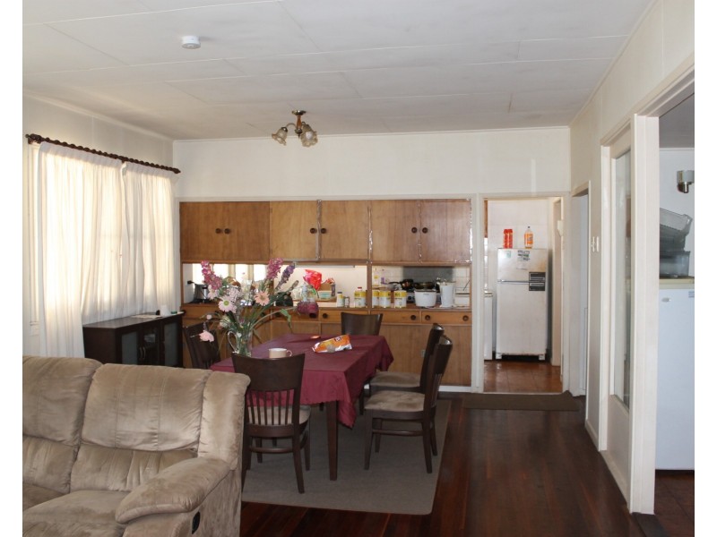 28 Powell Street, Bowen QLD 4805
