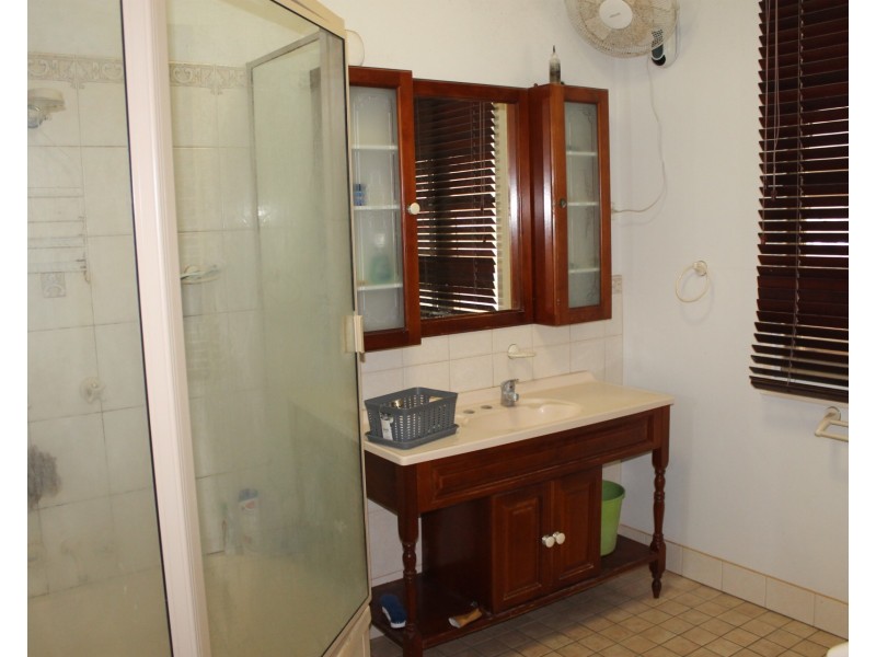 28 Powell Street, Bowen QLD 4805