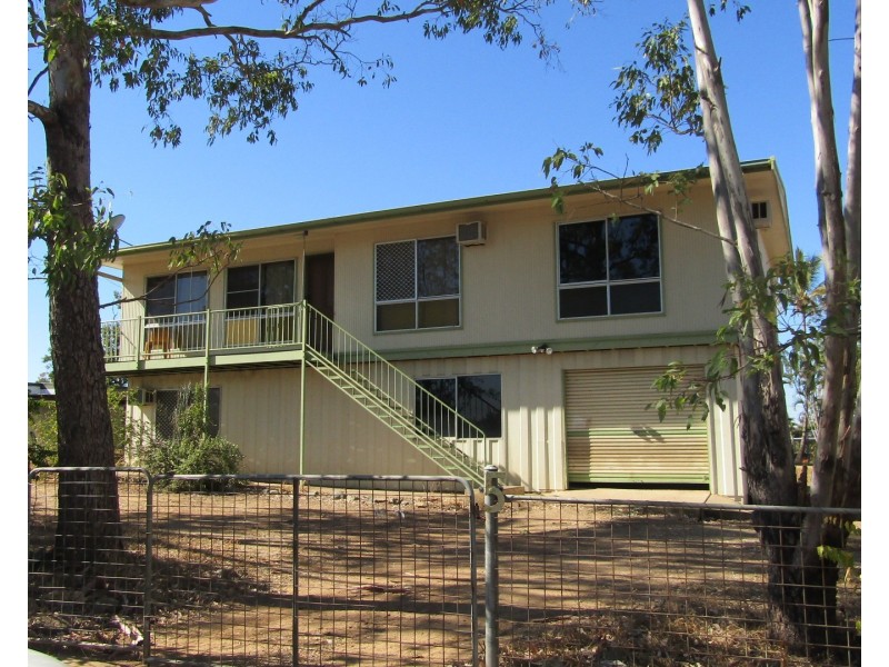 5 NINTH AVENUE, Collinsville QLD 4804