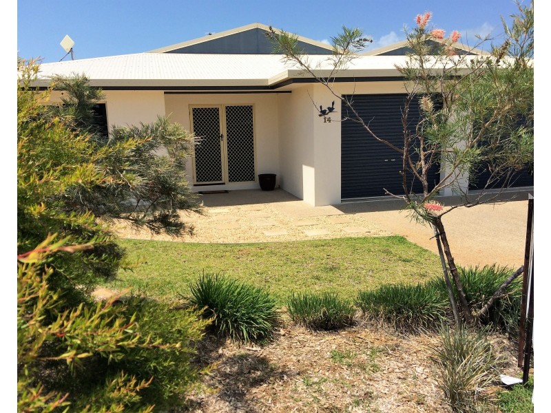 14 Silk Road, Bowen QLD 4805