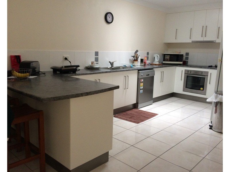 14 Silk Road, Bowen QLD 4805