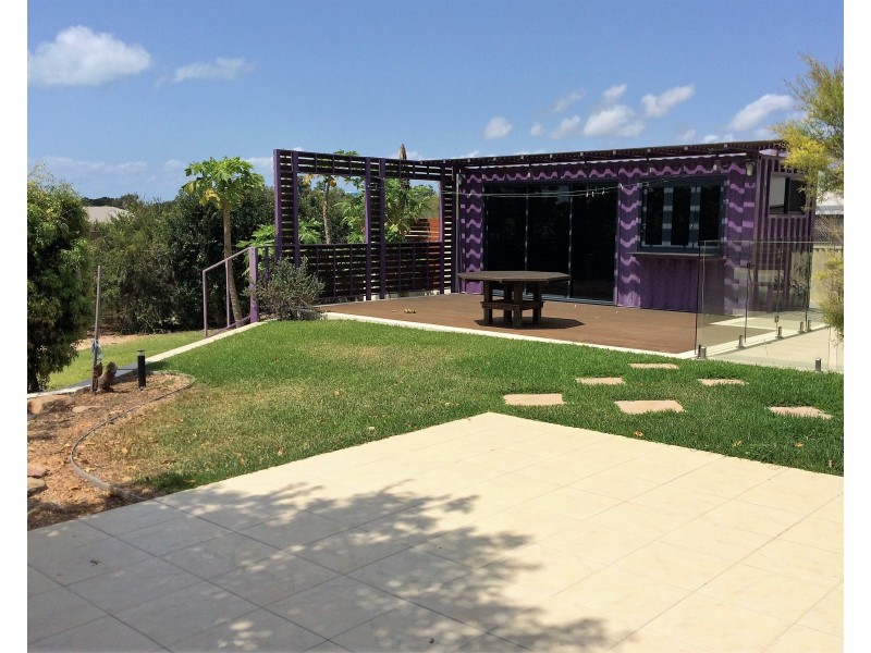 14 Silk Road, Bowen QLD 4805