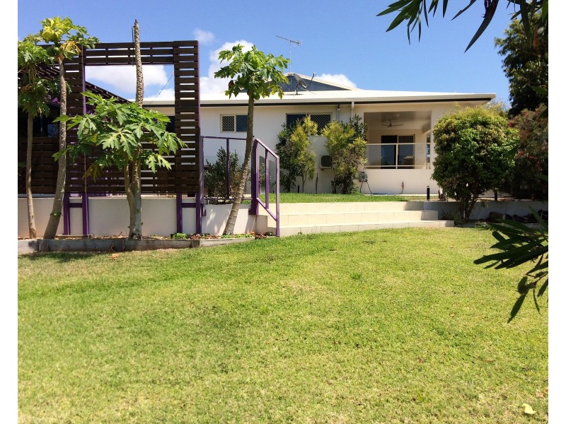 14 Silk Road, Bowen QLD 4805