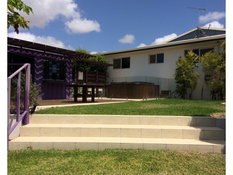 14 Silk Road, Bowen QLD 4805