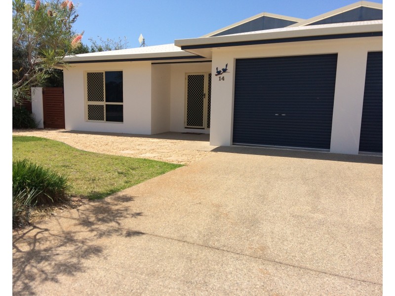 14 Silk Road, Bowen QLD 4805