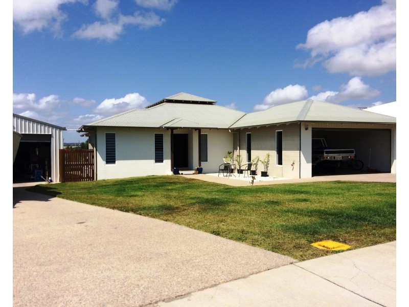 4 Silk Road, Bowen QLD 4805