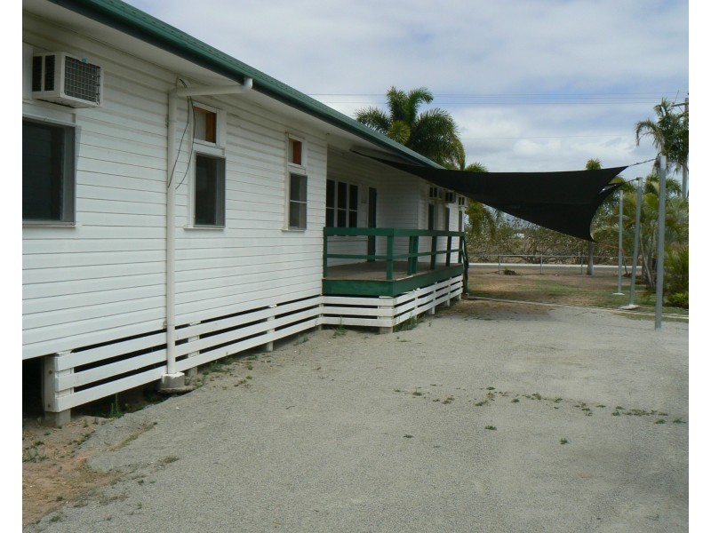 24 Pantall Street, Bowen QLD 4805
