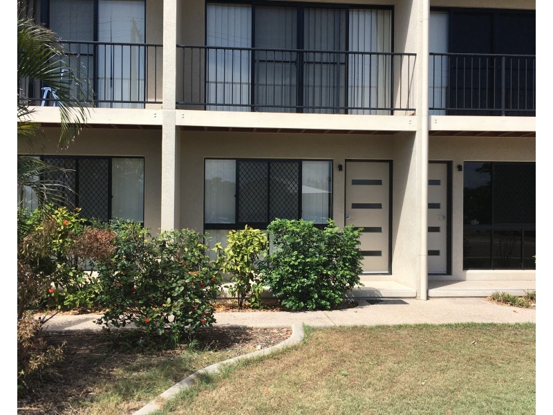 2/46 Gregory Street, Bowen QLD 4805