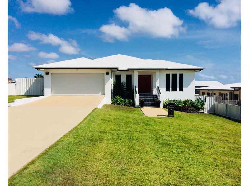 18 Reynolds Street, Bowen QLD 4805