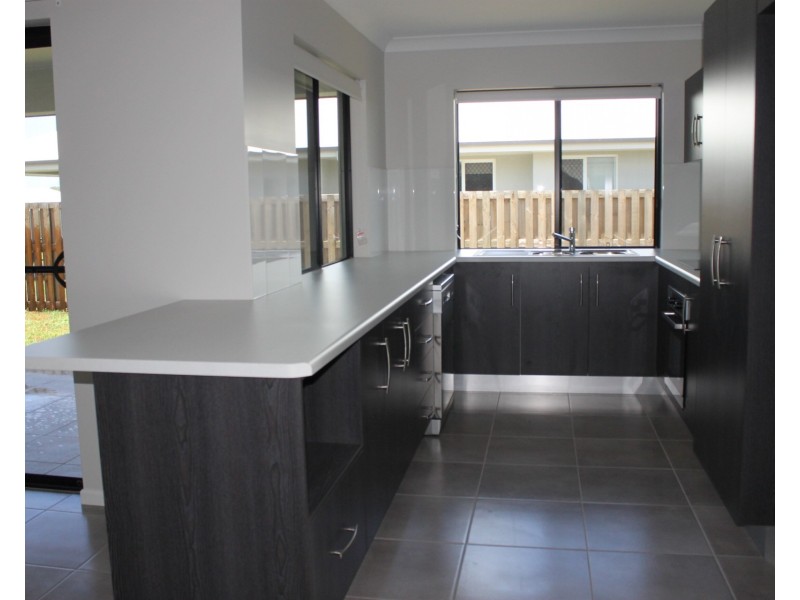 28 Duke Street, Bowen QLD 4805