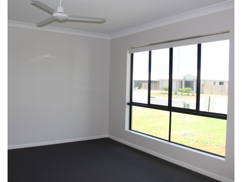 28 Duke Street, Bowen QLD 4805