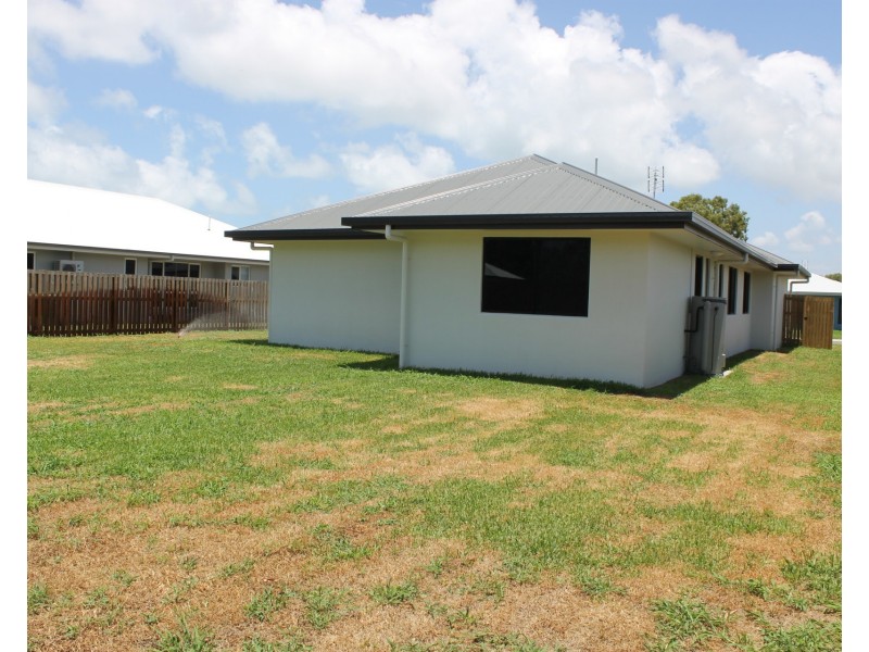 28 Duke Street, Bowen QLD 4805