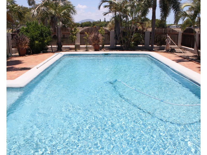 60 Betzels Lane, Bowen QLD 4805