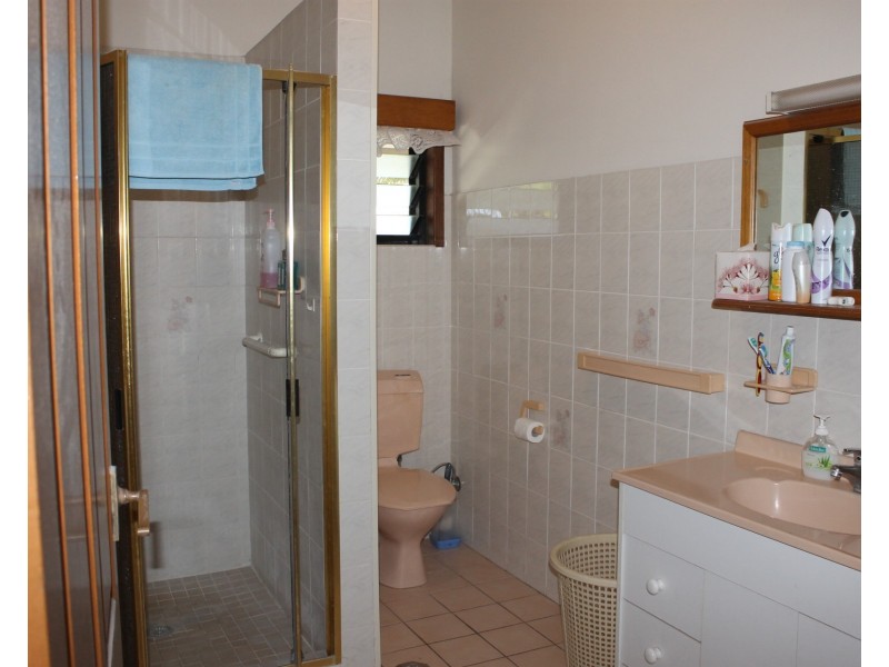 60 Betzels Lane, Bowen QLD 4805