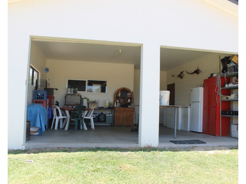 60 Betzels Lane, Bowen QLD 4805