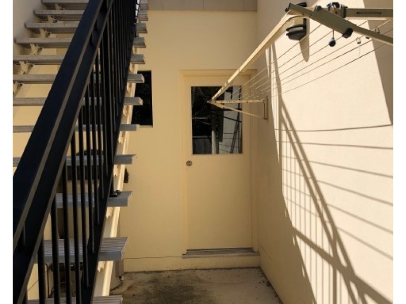 1/56 Murroona Street, Bowen QLD 4805