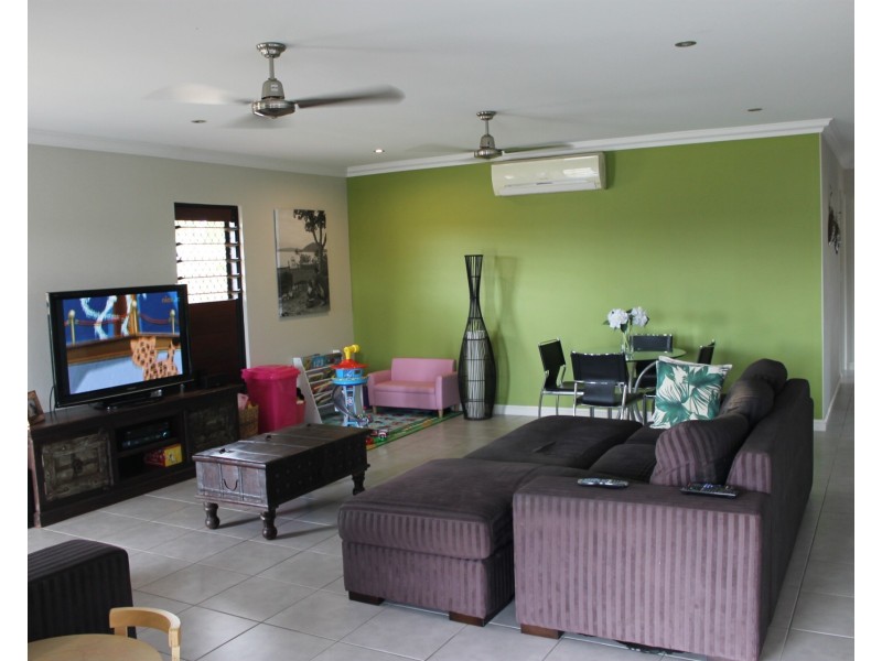 17 Lime Tree Court, Bowen QLD 4805