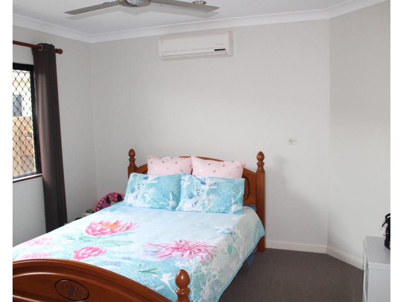 17 Lime Tree Court, Bowen QLD 4805