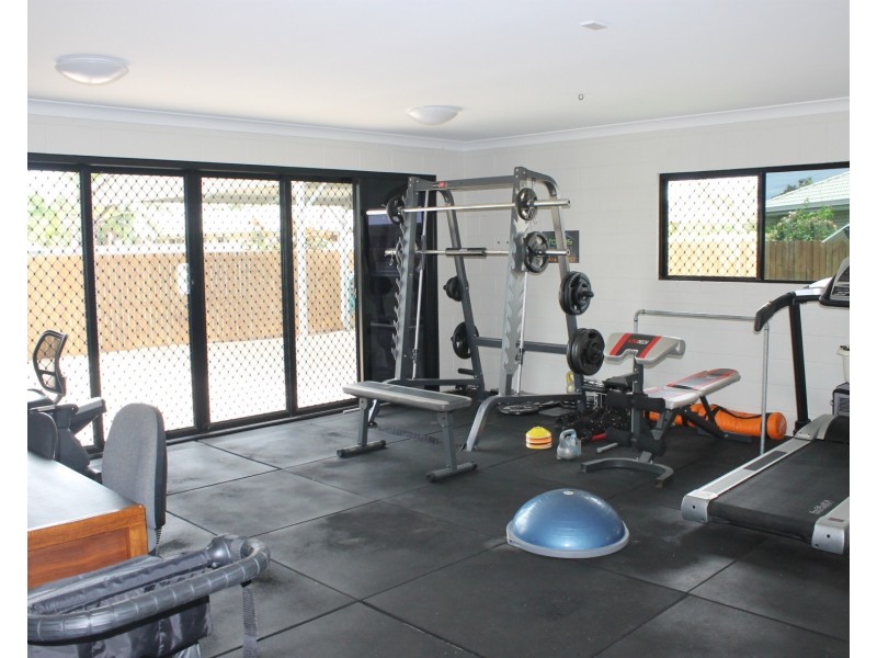 17 Lime Tree Court, Bowen QLD 4805