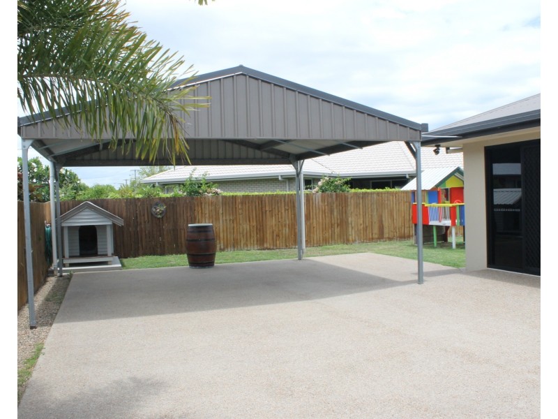 17 Lime Tree Court, Bowen QLD 4805