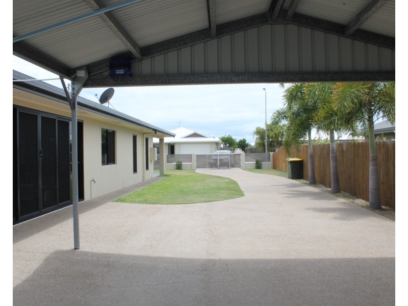 17 Lime Tree Court, Bowen QLD 4805