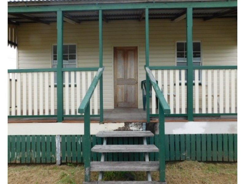 61 Reynolds Street, Bowen QLD 4805