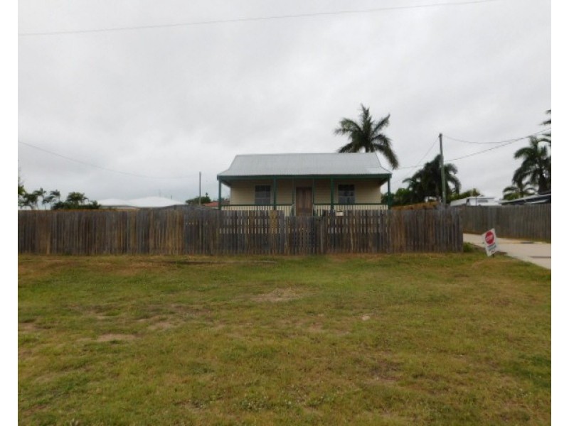61 Reynolds Street, Bowen QLD 4805