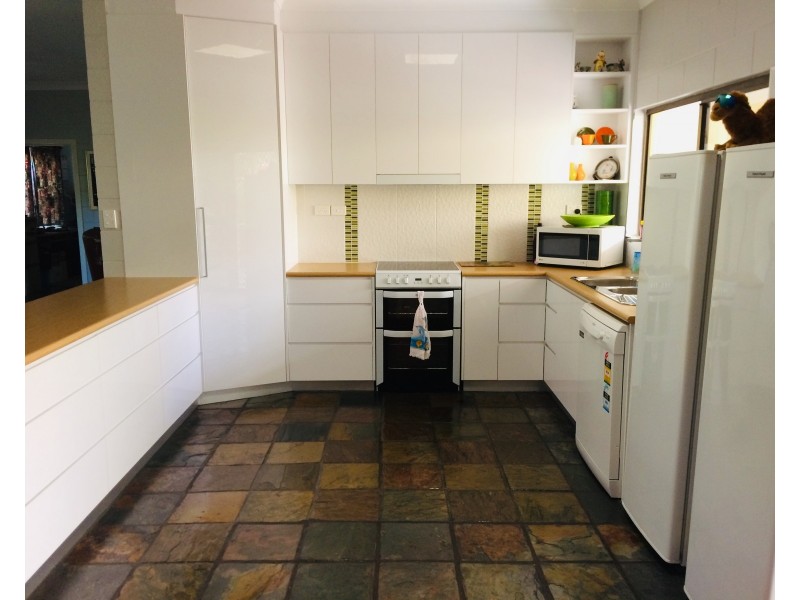 9 Williams Street, Bowen QLD 4805