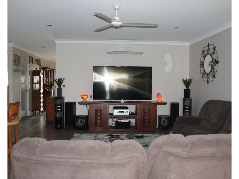 29 Matthews Street, Bowen QLD 4805